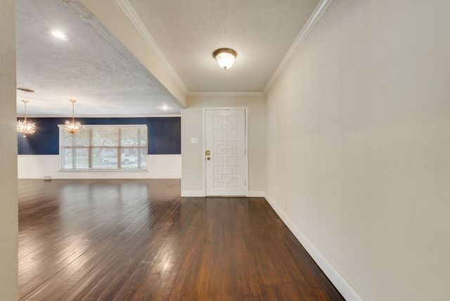 3662 Weeburn Drive, Dallas, TX 75229