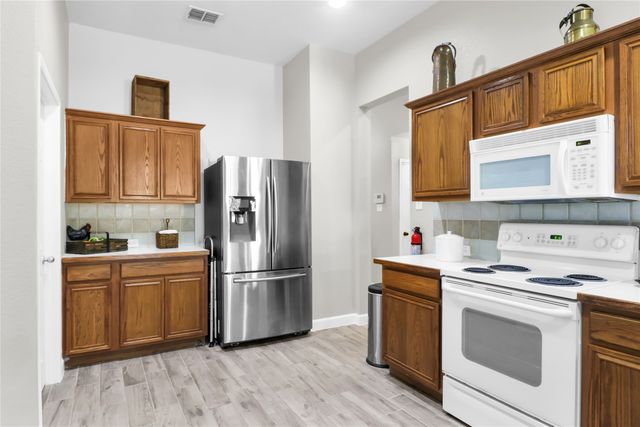 12109 Angel Food Lane, Fort Worth, TX 76244