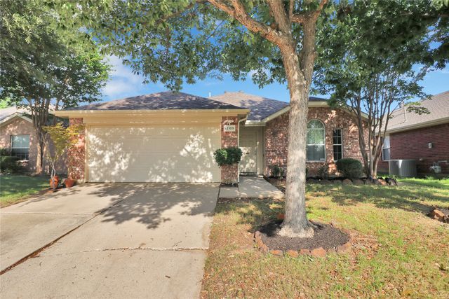 12109 Angel Food Lane, Fort Worth, TX 76244