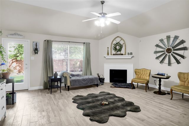 12109 Angel Food Lane, Fort Worth, TX 76244