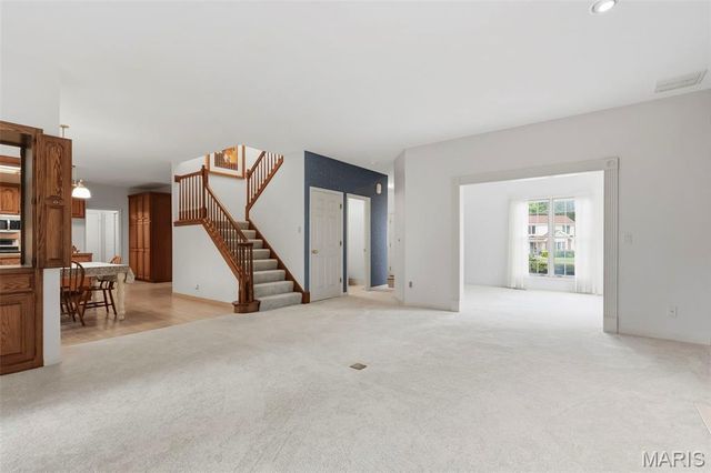 11 Silver Leaf Court, Lake St Louis, MO 63367