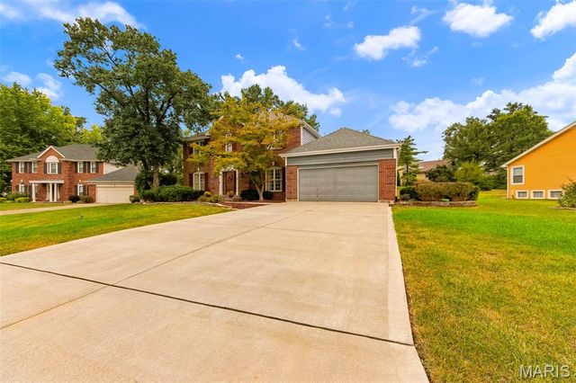 11 Silver Leaf Court, Lake St Louis, MO 63367
