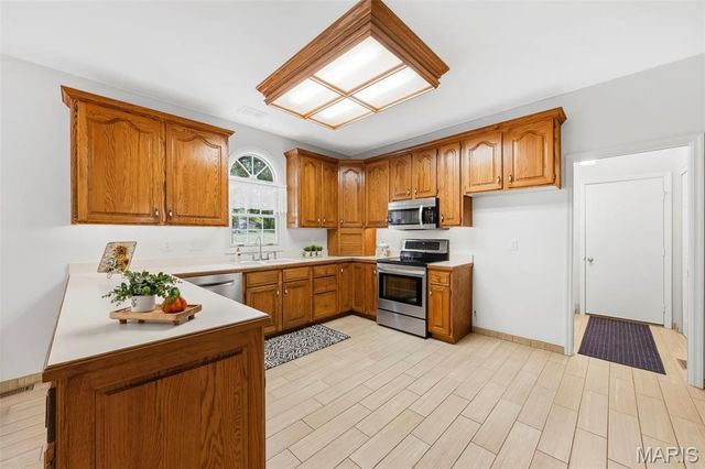 11 Silver Leaf Court, Lake St Louis, MO 63367