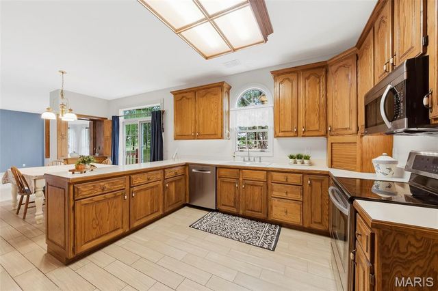 11 Silver Leaf Court, Lake St Louis, MO 63367