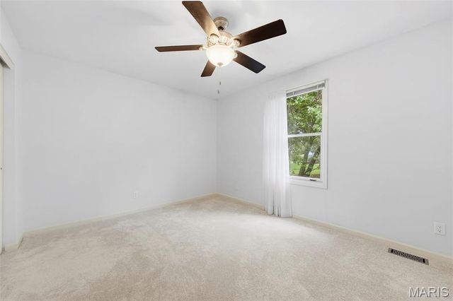11 Silver Leaf Court, Lake St Louis, MO 63367