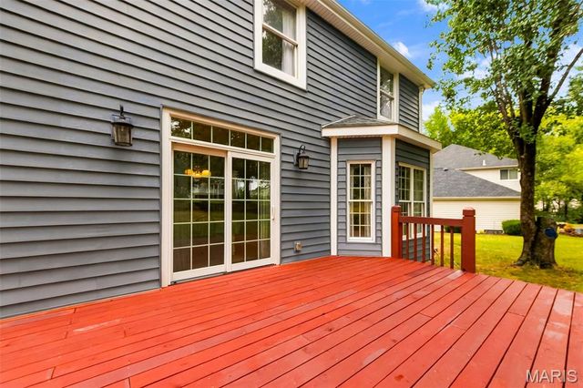 11 Silver Leaf Court, Lake St Louis, MO 63367