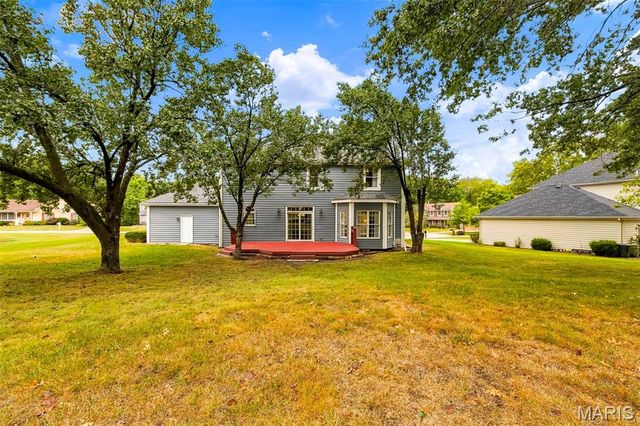11 Silver Leaf Court, Lake St Louis, MO 63367
