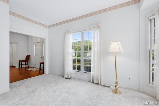 11 Silver Leaf Court, Lake St Louis, MO 63367