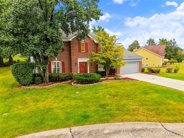 11 Silver Leaf Court, Lake St Louis, MO 63367