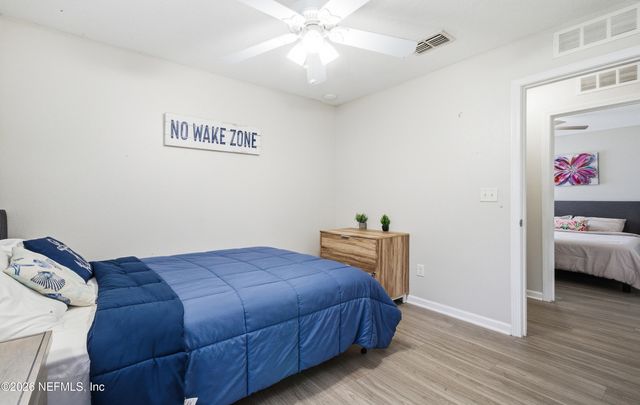 4540 GLENDAS MEADOW Drive, Jacksonville, FL 32210