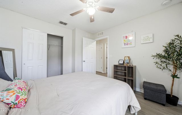 4540 GLENDAS MEADOW Drive, Jacksonville, FL 32210