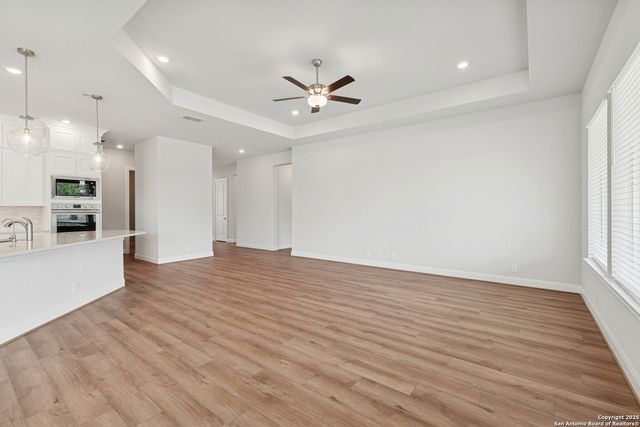 309 Bob's Cove, Castroville, TX 78009