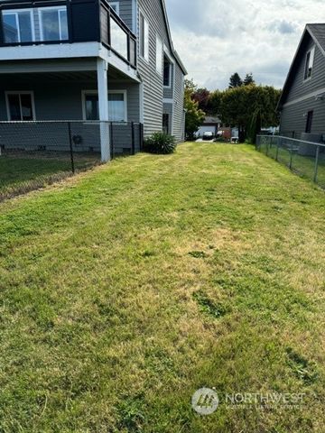 3112 44th Avenue NE, Tacoma, WA 98422
