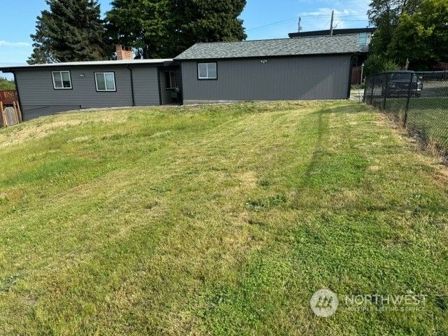 3112 44th Avenue NE, Tacoma, WA 98422