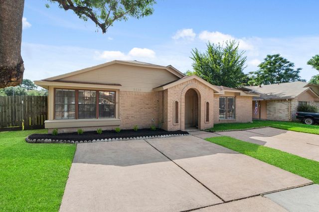 5218 Beaverbrook Drive, Houston, TX 77084