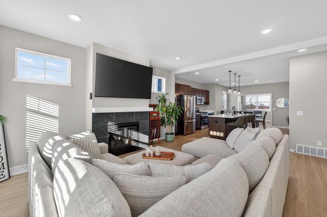 2529 Clover Point Drive, Fitchburg, WI 53711