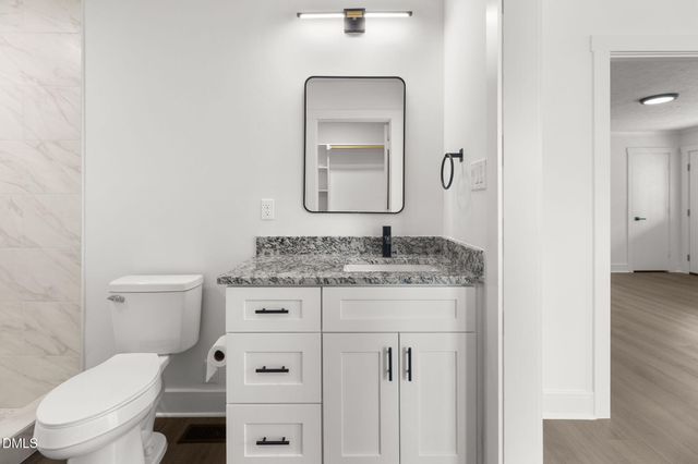 804 NW Lakecrest Drive, Fayetteville, NC 28301