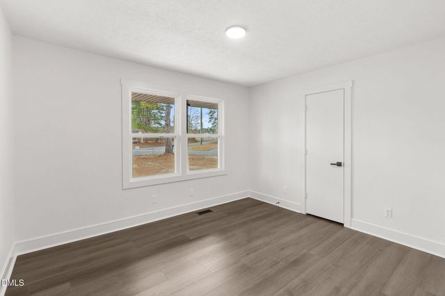 804 NW Lakecrest Drive, Fayetteville, NC 28301