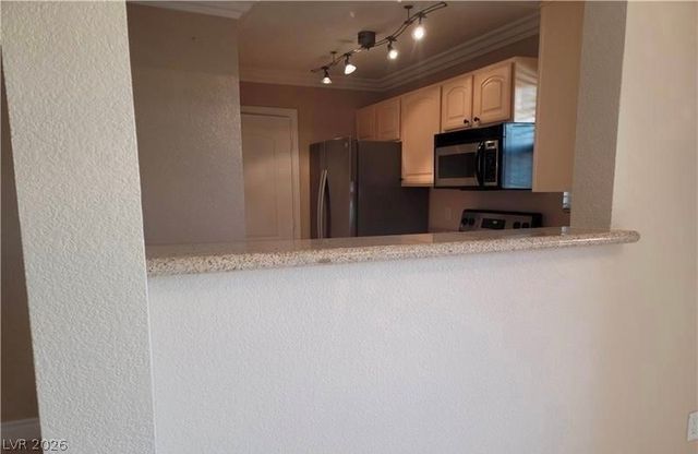 8101 West Flamingo Road 2040, Las Vegas, NV 89147