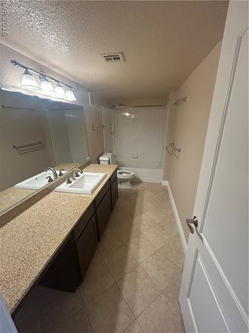 8101 West Flamingo Road 2040, Las Vegas, NV 89147
