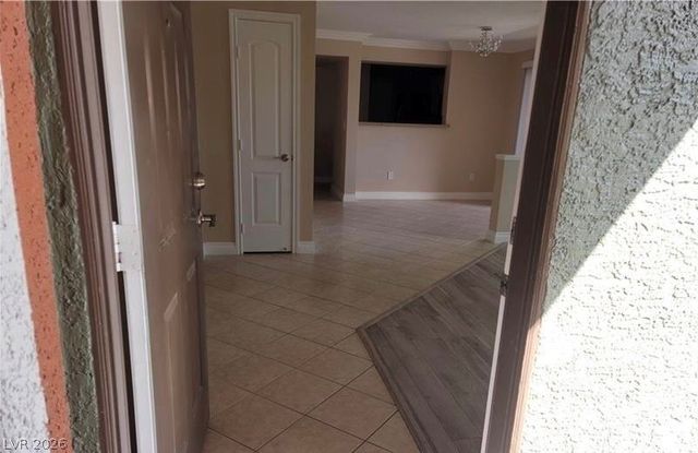 8101 West Flamingo Road 2040, Las Vegas, NV 89147