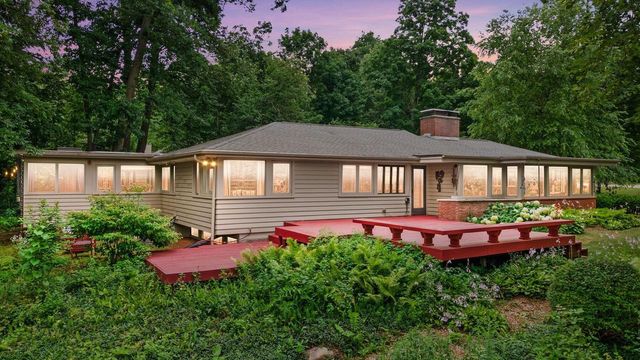 2536 Green Haze AVENUE, Mount Pleasant, WI 53406