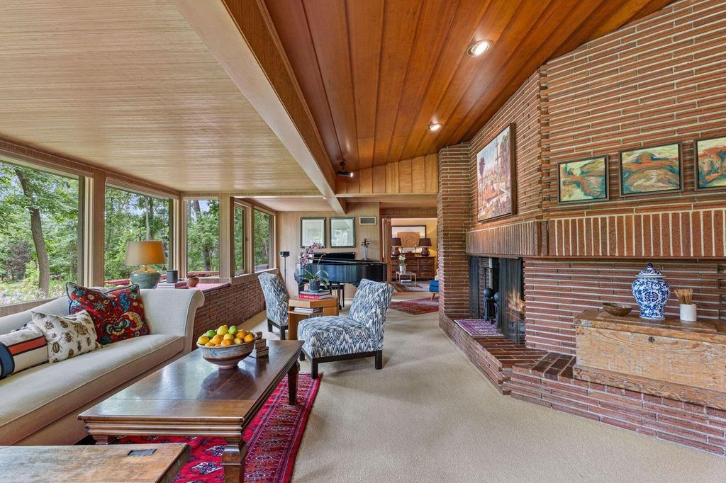 2536 Green Haze AVENUE, Mount Pleasant, WI 53406