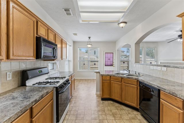1906 Kamren Drive, Houston, TX 77049