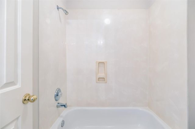 1906 Kamren Drive, Houston, TX 77049