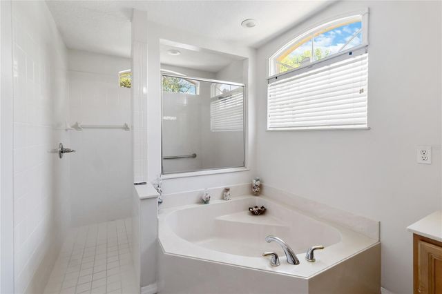 4047 LILLIAN HALL LANE, Orlando, FL 32812