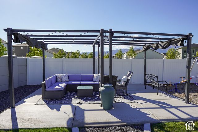 1686 E MEADOWLARK DR, Eagle Mountain, UT 84005