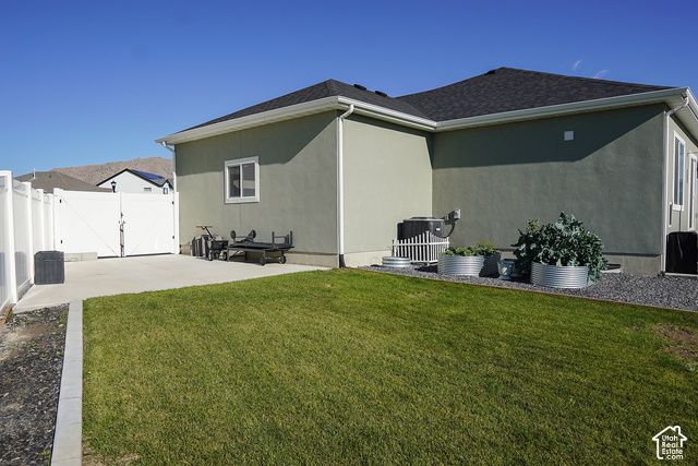 1686 E MEADOWLARK DR, Eagle Mountain, UT 84005