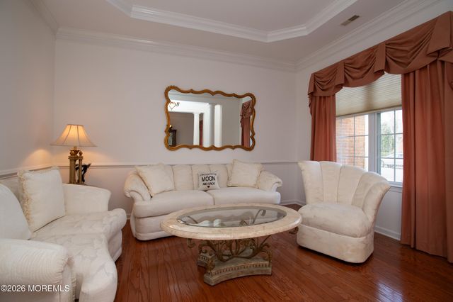 3 Hogan Way, Monroe, NJ 08831