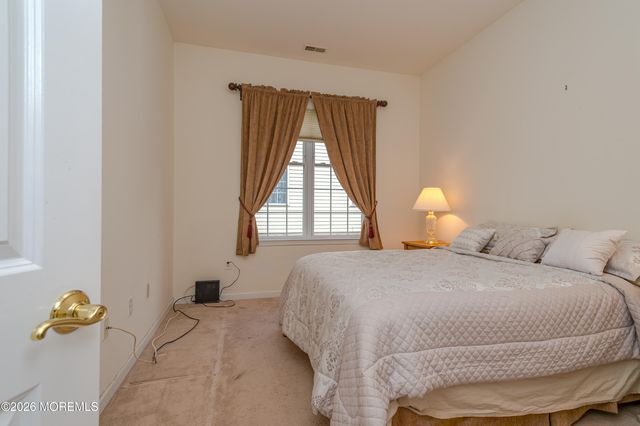 3 Hogan Way, Monroe, NJ 08831