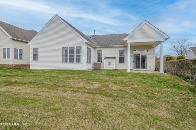 3 Hogan Way, Monroe, NJ 08831