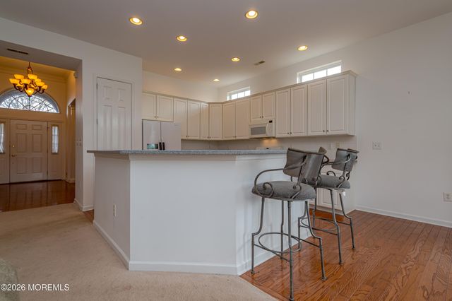 3 Hogan Way, Monroe, NJ 08831