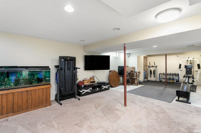 53608 Arrowwood Drive, Elkhart, IN 46514