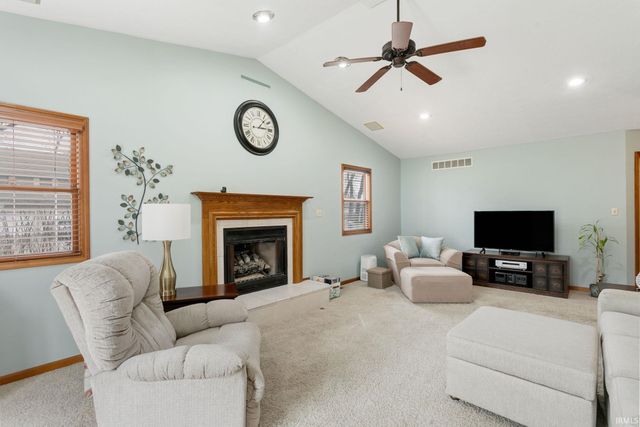 53608 Arrowwood Drive, Elkhart, IN 46514