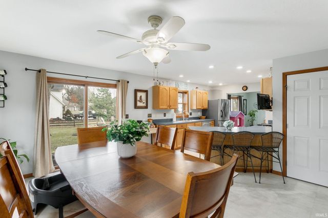 53608 Arrowwood Drive, Elkhart, IN 46514