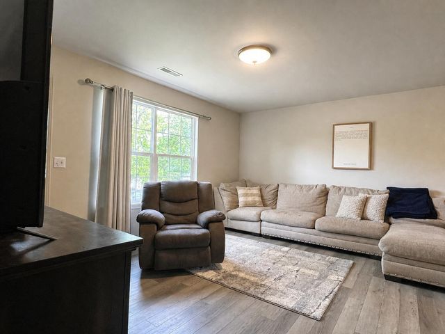 38 Short Vine Street, Elsmere, KY 41018