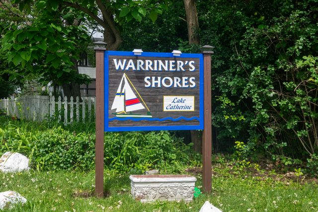 25063 W 3rd Street, Antioch, IL 60002