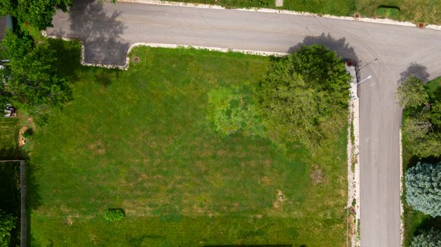 25063 W 3rd Street, Antioch, IL 60002