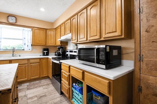 742 BAHIA CIRCLE, Ocala, FL 34472