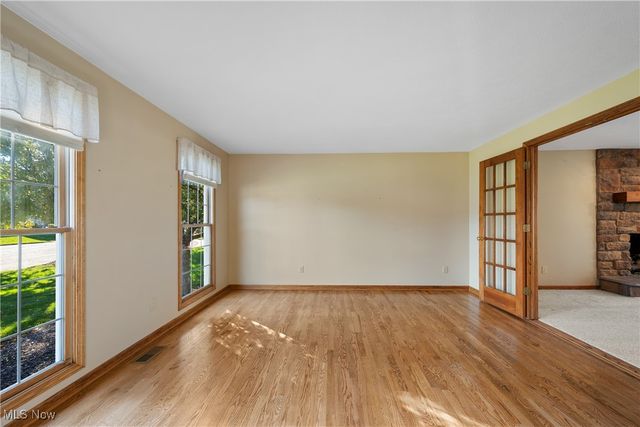 2441 W Bent Oak Circle, North Canton, OH 44720