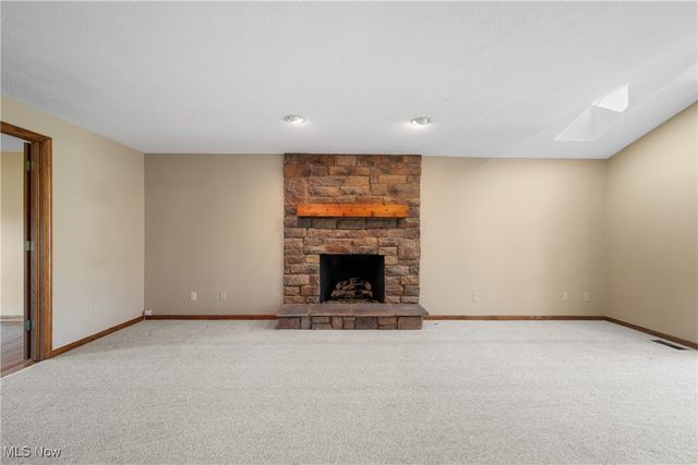 2441 W Bent Oak Circle, North Canton, OH 44720