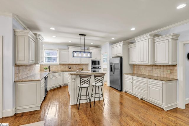 904 Sugar Oak Court, Simpsonville, SC 29680