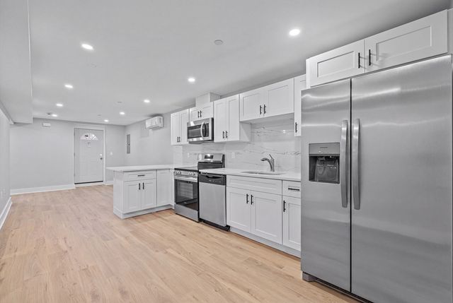 96 Elmer Rd, Boston Ma A, Boston, MA 02124
