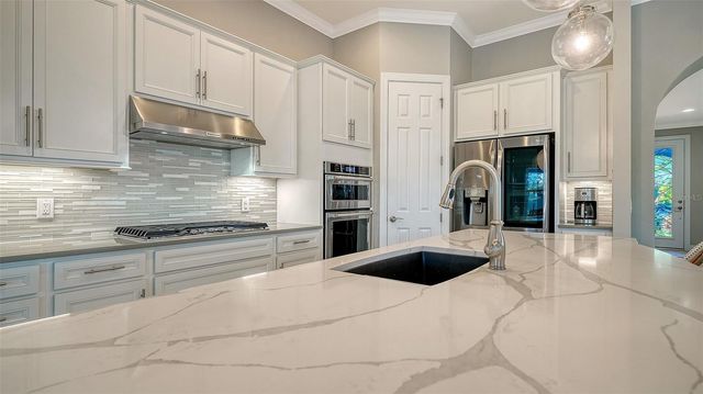 5972 SNOWY EGRET DRIVE, Sarasota, FL 34238