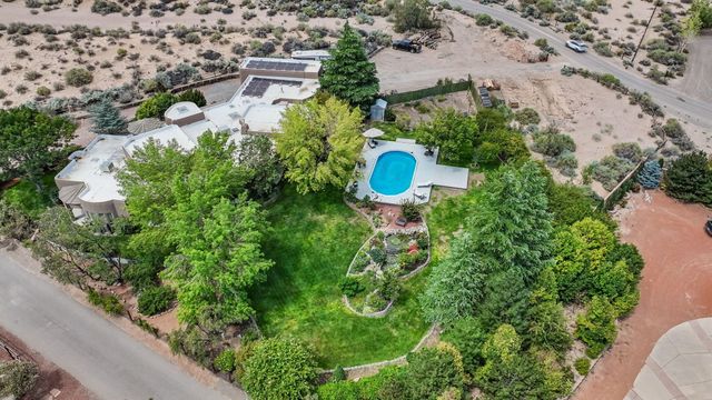 178 Loma Del Oro, Corrales, NM 87048
