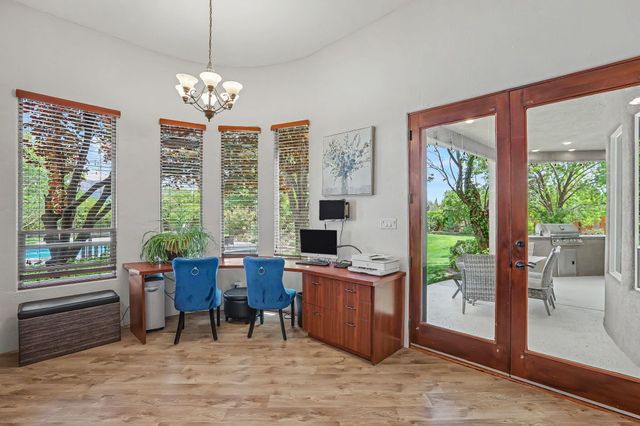 178 Loma Del Oro, Corrales, NM 87048